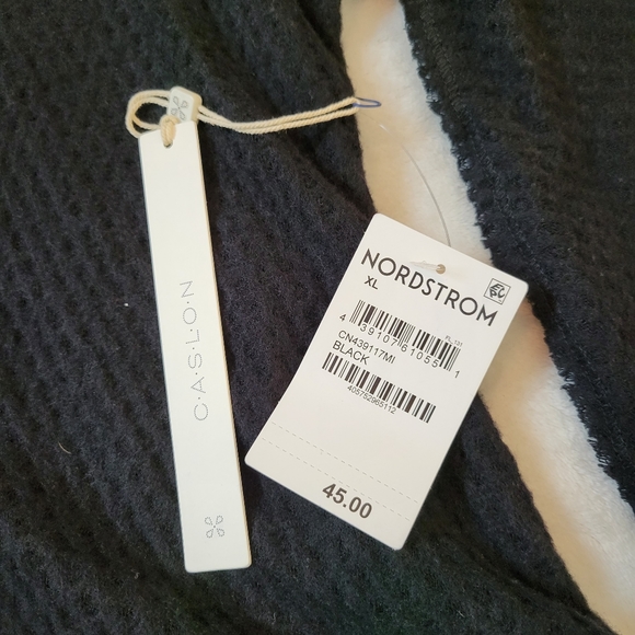 Caslon Oversized Thin Thermal Comfy Sweater Could Hang Off One Shoulder - Picture 5 of 6